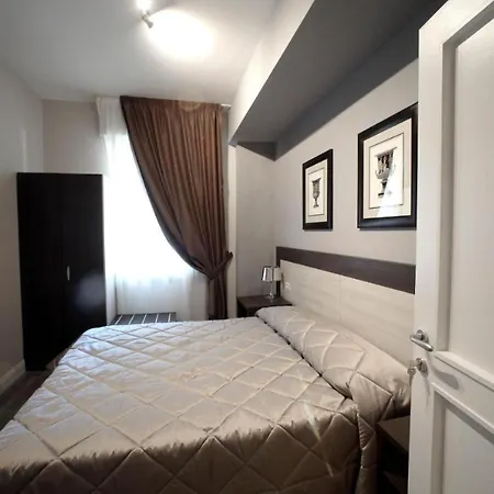Guest house Rooms67 *