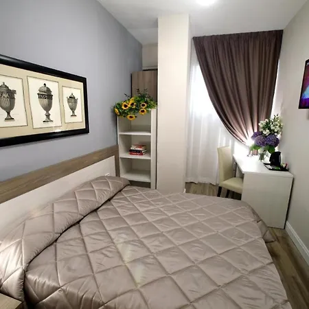 Rooms67 3*